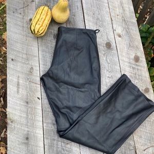 Vintage Jaclyn Smith leather pants ♠️